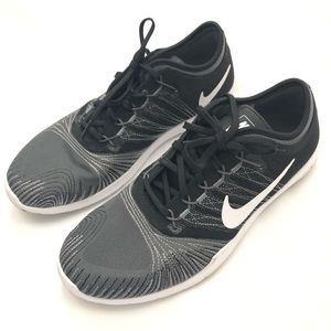 Nike training sneakers (women’s)